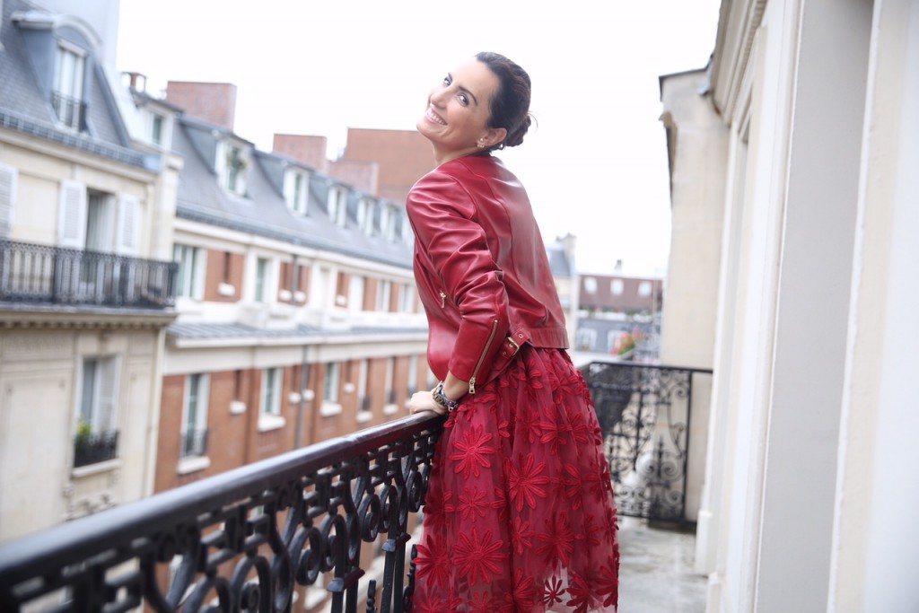 Paris Fashion Week Sept 2015- Lady in red!